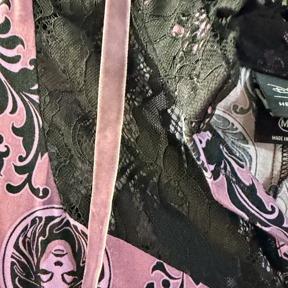 🖤💜 Disney Haunted Mansion Dress, Ears & Purse Set – Excellent Condition 💜🖤 - Picture 11 of 12